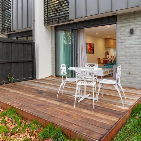 Modern 2 Bed 2 Bath Opposite Hagley Park Lägenhet Christchurch Exteriör bild