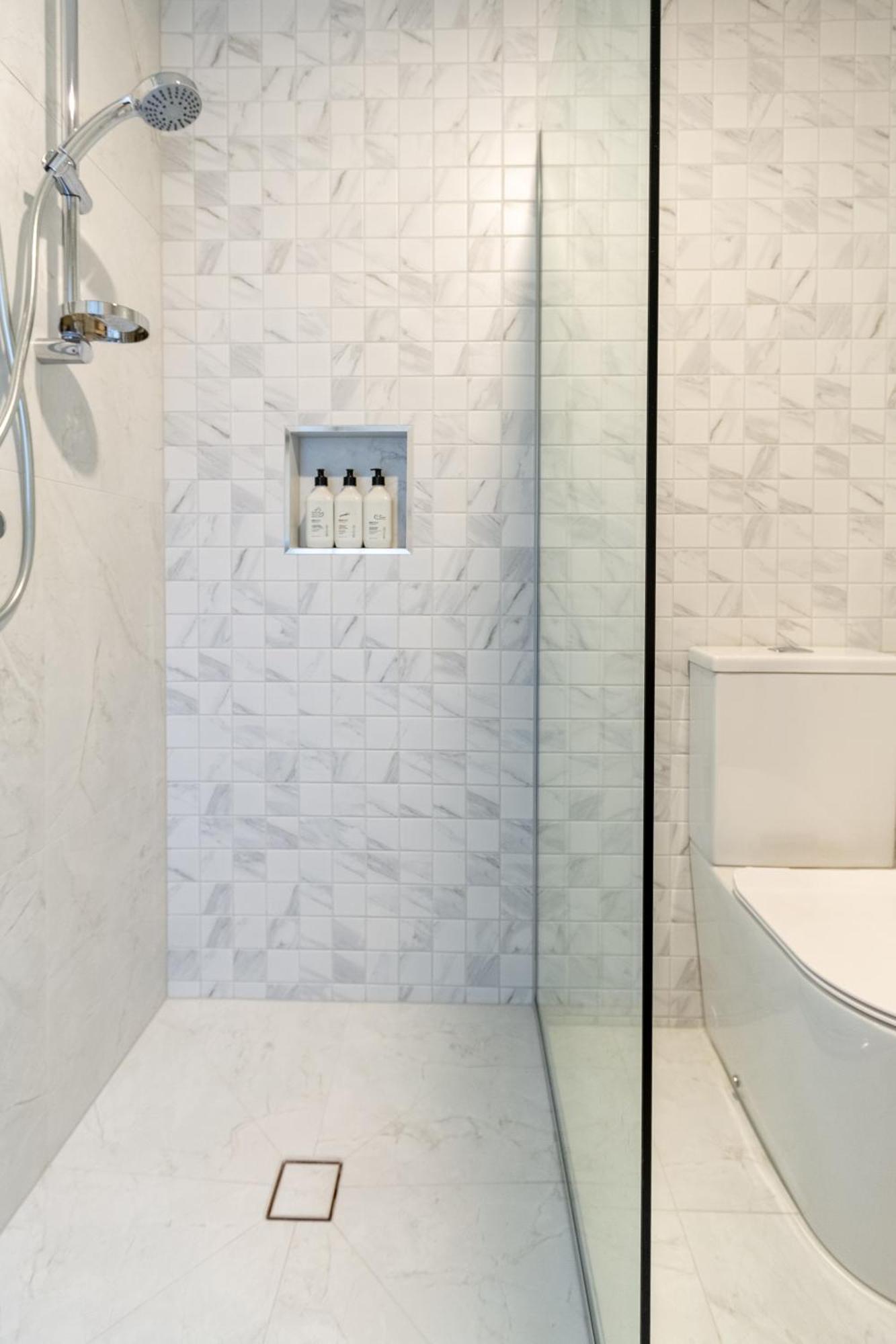 Modern 2 Bed 2 Bath Opposite Hagley Park Lägenhet Christchurch Exteriör bild