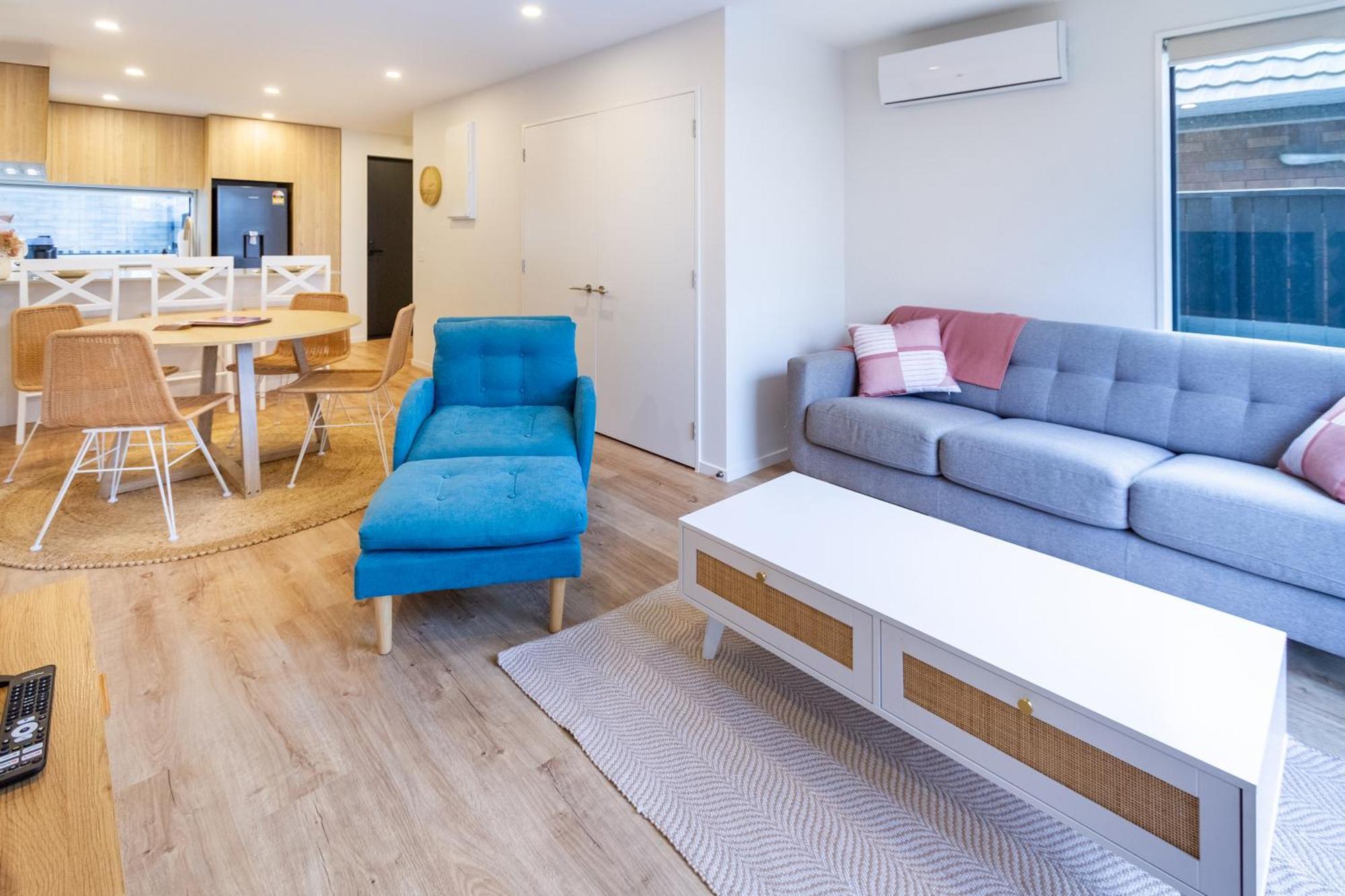 Modern 2 Bed 2 Bath Opposite Hagley Park Lägenhet Christchurch Exteriör bild